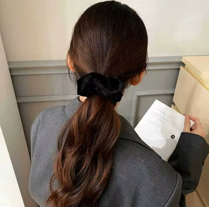 Moña Terciopelo Sencilla (Surtida) X 12 Unid