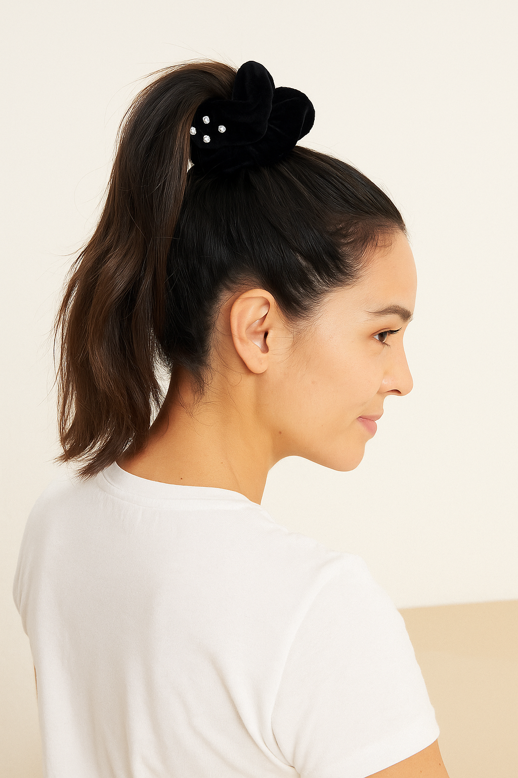 Moña Terciopelo Punto Circón – Paquete Surtido X 12 Unid